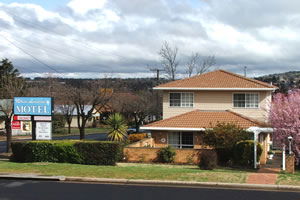 White Lanterns Motel - Tourism Caloundra 0