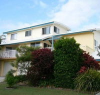 Angourie Waves - Tourism Caloundra