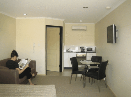 Balranald Club Motel - Tourism Caloundra