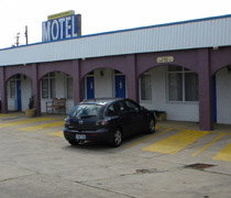 Abercrombie Motor Inn - Tourism Caloundra 0