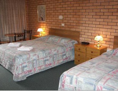 Bega Southtown Motor Inn - Tourism Caloundra 4