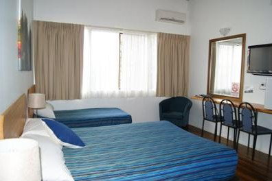 Diggers Tavern - Tourism Caloundra 2