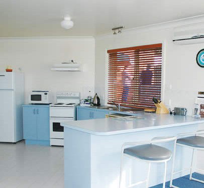 Captains Quarters - Tourism Caloundra 5