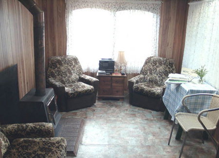 Tingledale Cottage - Tourism Caloundra 0