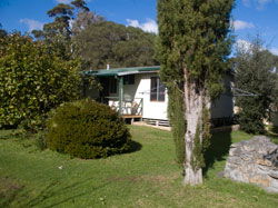Bow River Cottage - Tourism Caloundra 2