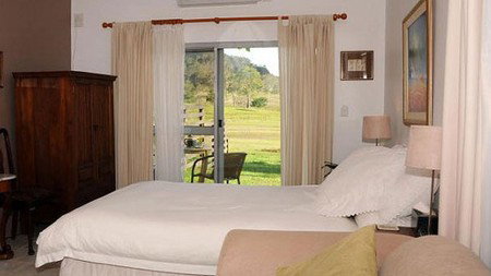 Barrington Village Retreat - Tourism Caloundra 0