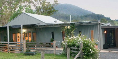 Barrington Village Retreat - Tourism Caloundra 3