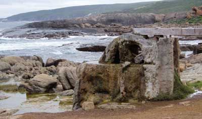 Clovelly Holiday Units - Tourism Caloundra 1