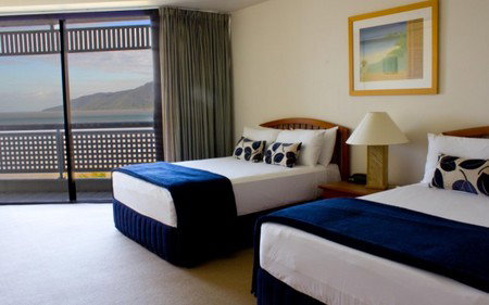 Rydges Esplanade Resort Cairns - Tourism Caloundra 1
