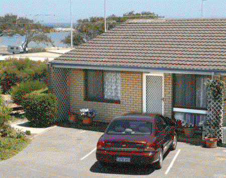 Port Denison Holiday Units - Tourism Caloundra 0