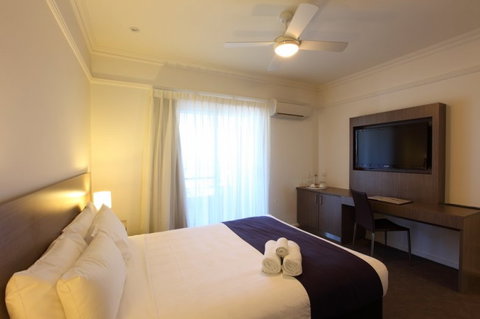 Cottesloe Beach Hotel - Tourism Caloundra 0