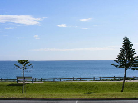 Cottesloe Beach Hotel - Tourism Caloundra 6