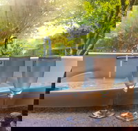 Adelaide Hills Retreats - The Nest - Tourism Caloundra