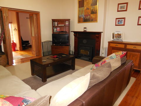 Amalie Cottage - Tourism Caloundra 1