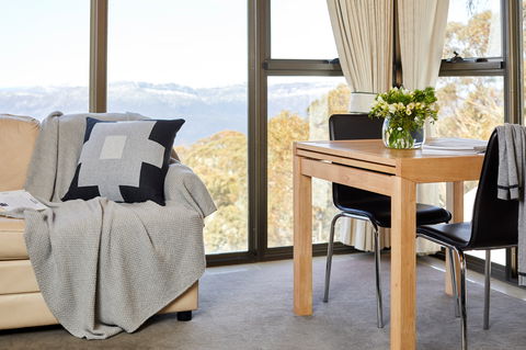 Breathtaker Hotel & Spa - Tourism Caloundra 1