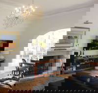 Cambourne Country House - Tourism Caloundra