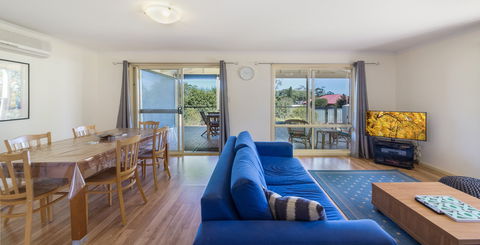 Carrawaves - Tourism Caloundra 2