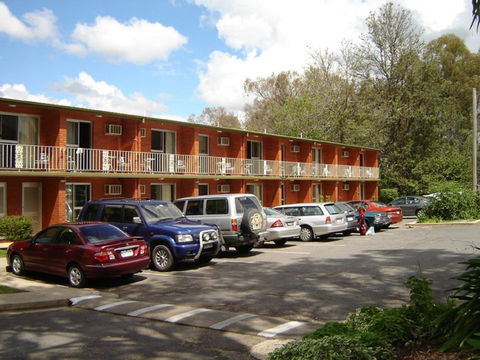 Corowa Golf Club And Motel - Tourism Caloundra 0