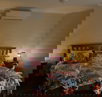 CozyStay at Kearsley - Tourism Caloundra