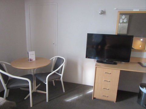 El Toro Motor Inn - Tourism Caloundra 2