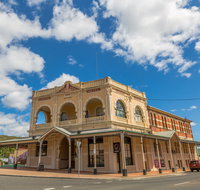 Empire Hotel - Tourism Caloundra