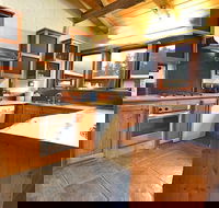 Feathertop Retreat - Tourism Caloundra