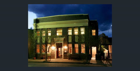 Jenkins Steet Guesthouse - Tourism Caloundra 0