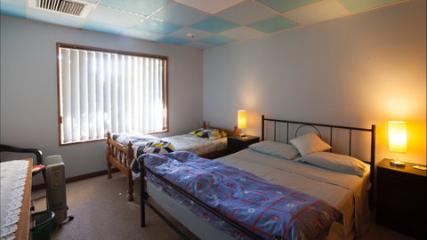 Kathys Place Bed And Breakfast - Tourism Caloundra 2
