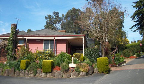 Lilydale Pine Hill Caravan Park - Tourism Caloundra 2