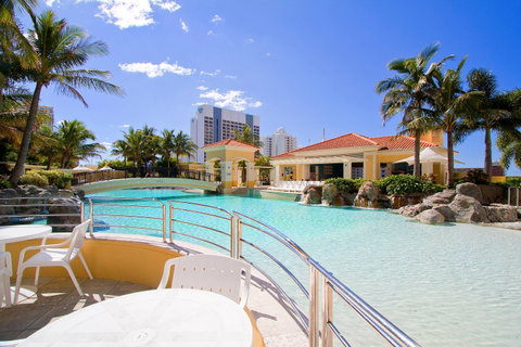 Mantra Towers Of Chevron - Tourism Caloundra 1