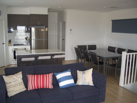 Moonlight Escape - Tourism Caloundra 2