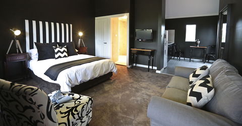 One Paddock Currency Creek Villas And RETREAT - Tourism Caloundra 0