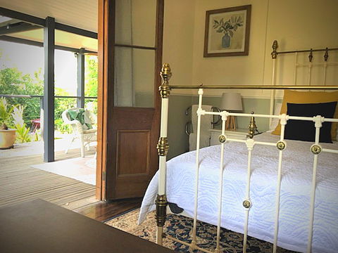 Stroud Bed And Breakfast - Tourism Caloundra 0