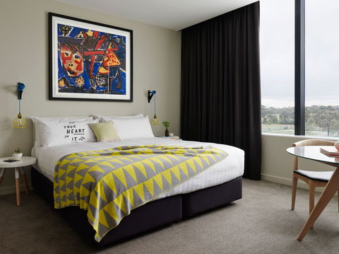 The Larwill Studio - Tourism Caloundra 0