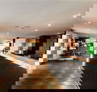 The Waverley International Hotel - Tourism Caloundra