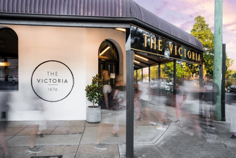 The Victoria Bathurst - Tourism Caloundra 0