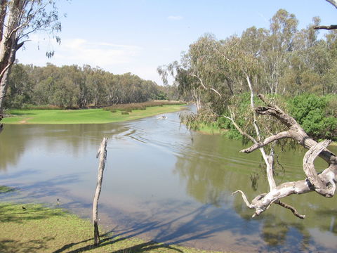 The Shanty Waterside Cottages - Tourism Caloundra 0