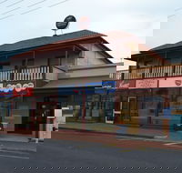 Victoria Hotel Port McDonnell - Tourism Caloundra