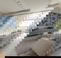 Wylde St Penthouse - Tourism Caloundra