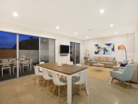 Atlantis - Tourism Caloundra 2