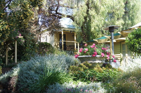 Bendigo Cottages Bed And Breakfast - Tourism Caloundra 0