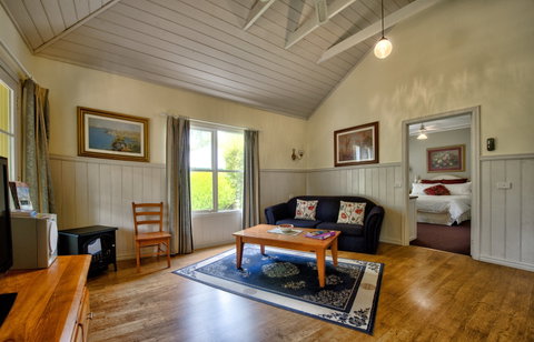 Bendigo Cottages Bed And Breakfast - Tourism Caloundra 1