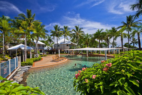 Coral Sands Beachfront Resort - Tourism Caloundra 2