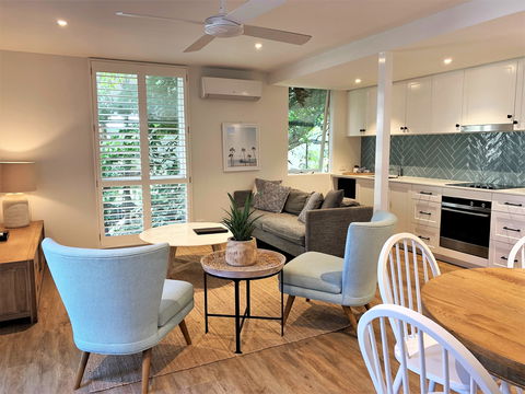 Hastings Beach Houses, The - Tourism Caloundra 2
