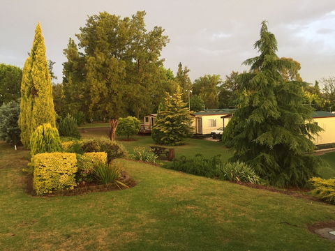 Inverell Caravan Park - Tourism Caloundra 0