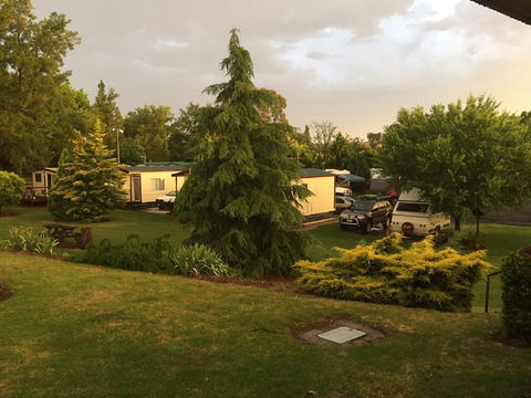 Inverell Caravan Park - Tourism Caloundra 1