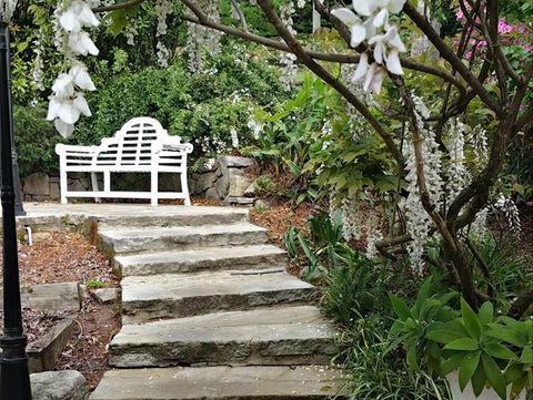 Loxley On Bellbird Hill - Tourism Caloundra 0