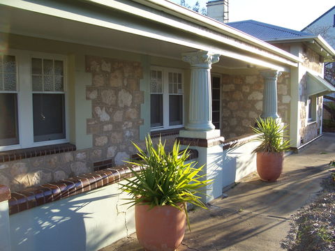 MacDonnell House, Naracoorte - Tourism Caloundra 0