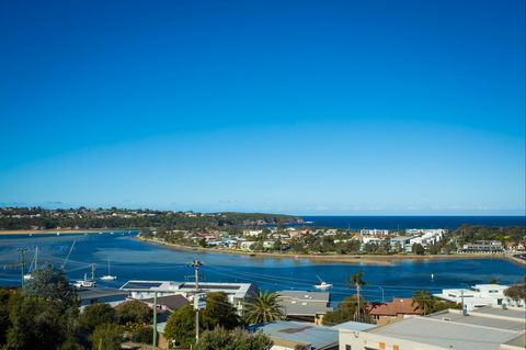 Panoramic Townhouses By Lisa - Deluxe - Tourism Caloundra 2