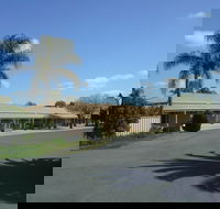 Paradise Lakes Motel - Tourism Caloundra